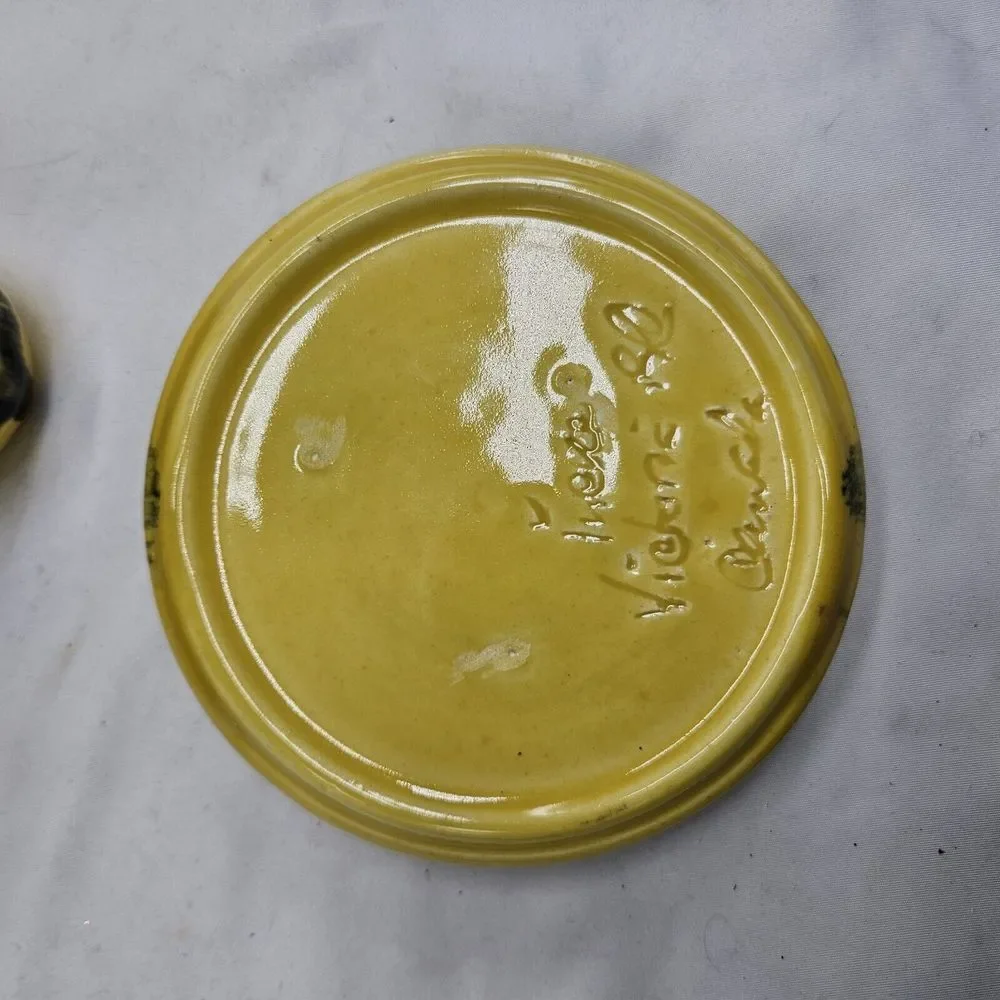 INEKE‎ Victoria BC Drip Pottery Glaze BC Canada  Green Yellow Kitchenware